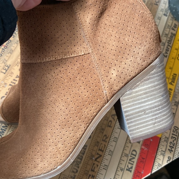 Franco Sarto peep toe booties - Picture 6 of 9